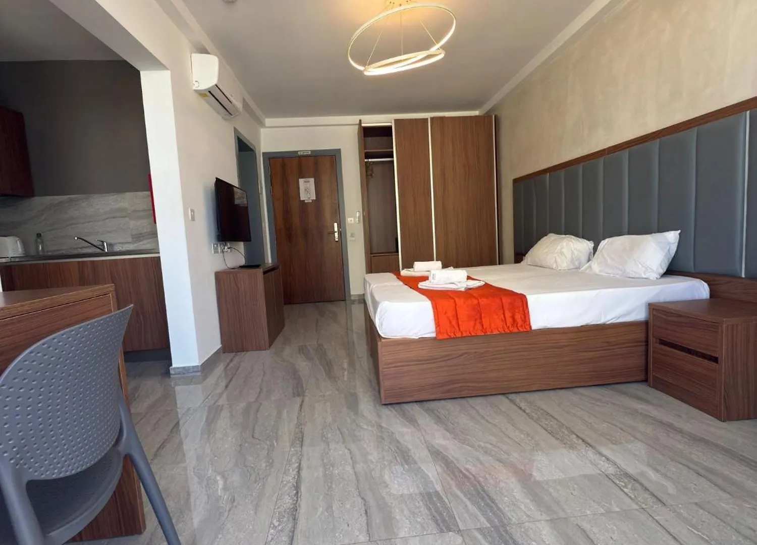 Guest house The Urban Suites Gzira