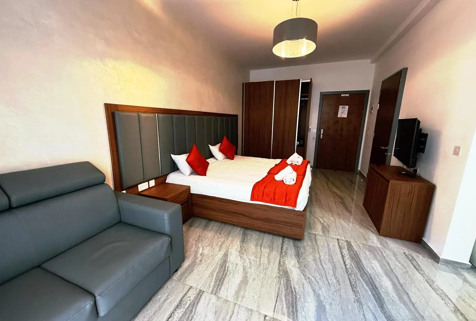 The Urban Suites Gzira 0*,  Malta