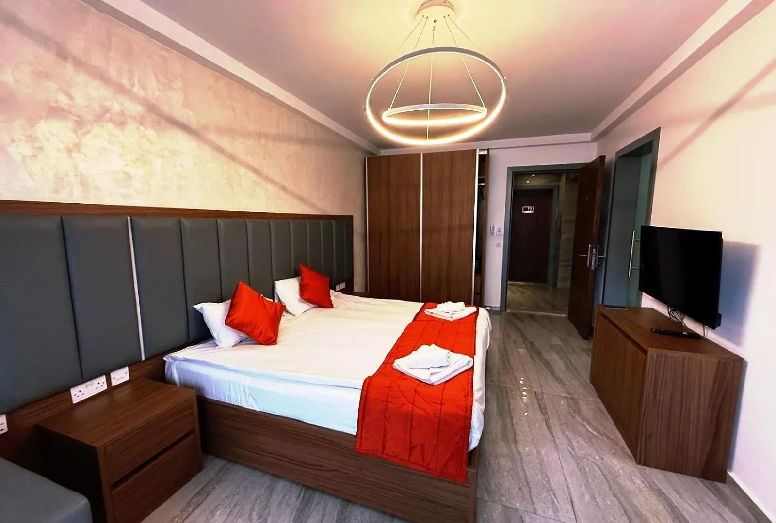 The Urban Suites Gzira Guest house