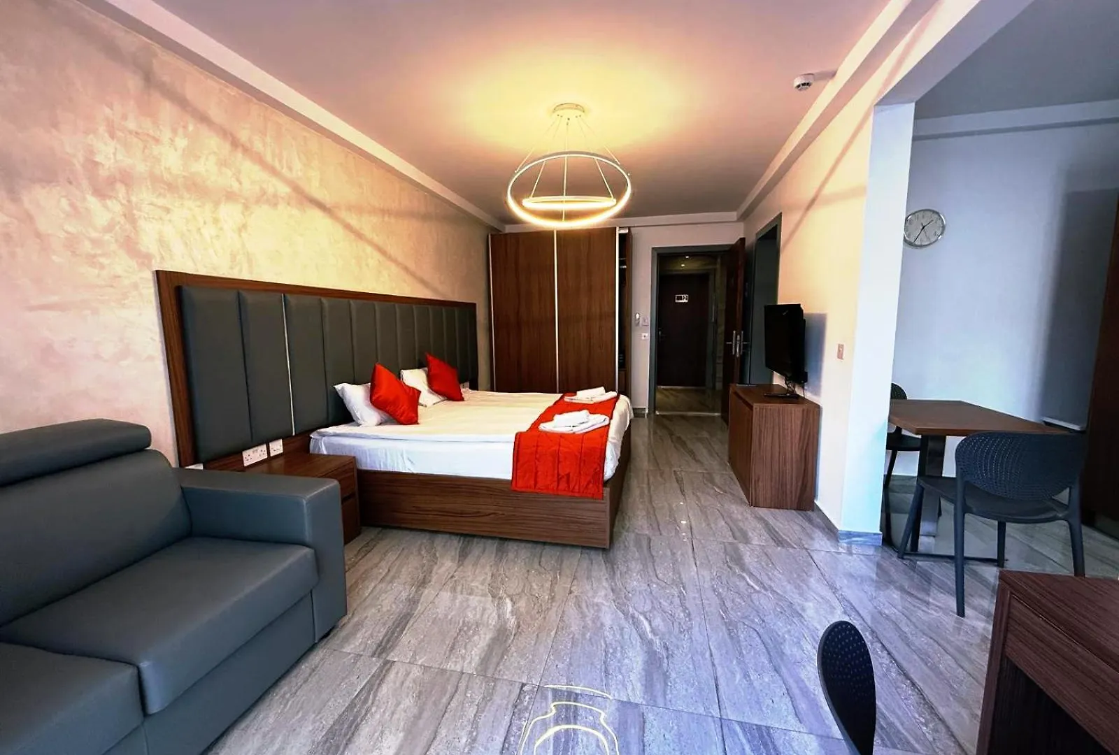 The Urban Suites Gzira Guest house