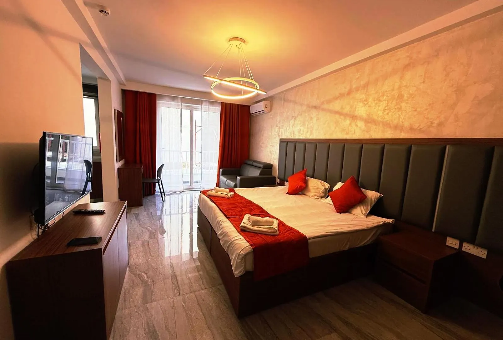 Guest house The Urban Suites Gzira
