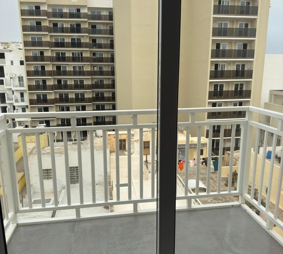 The Urban Suites Gzira Guest house