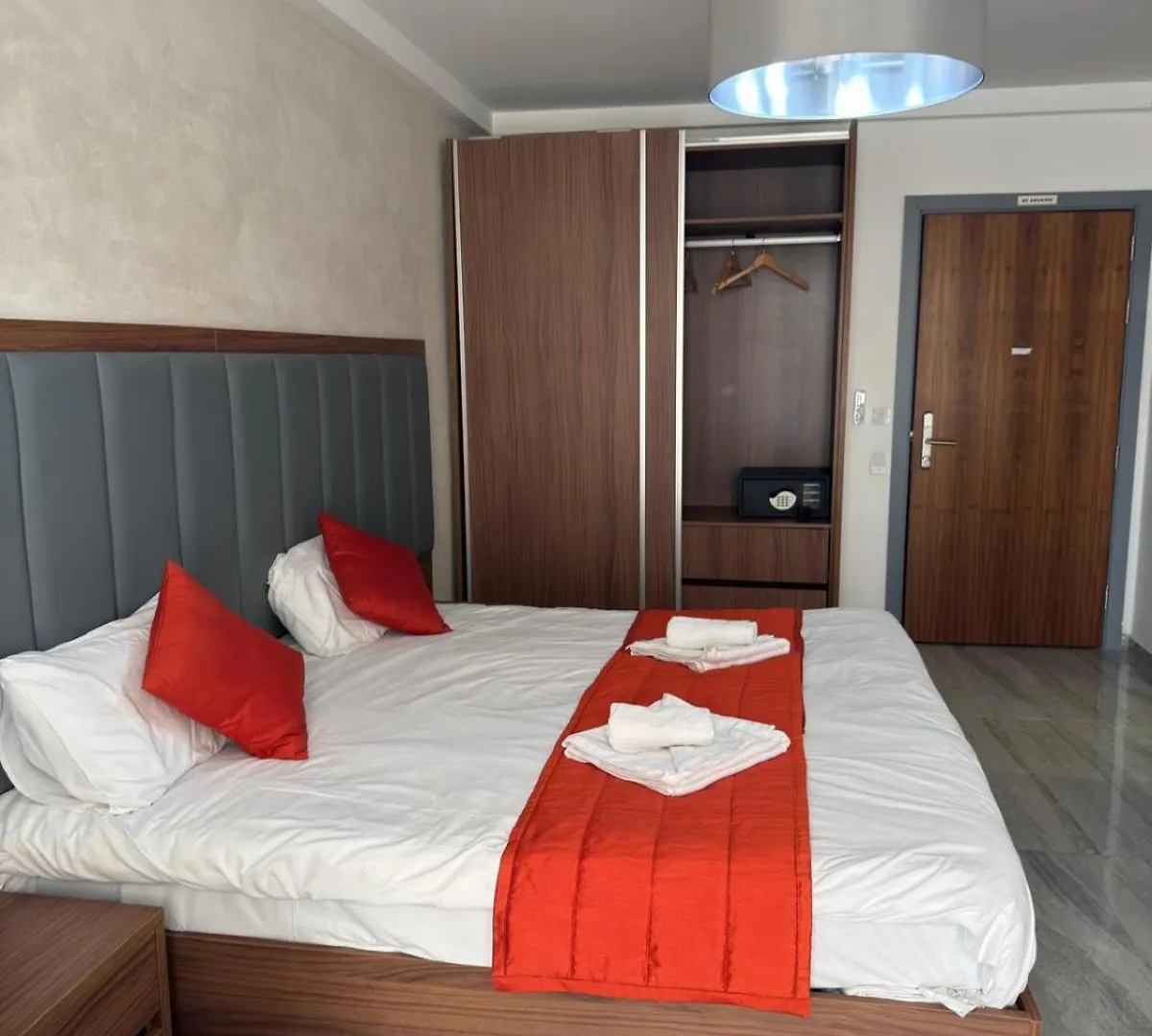 The Urban Suites Gzira Guest house