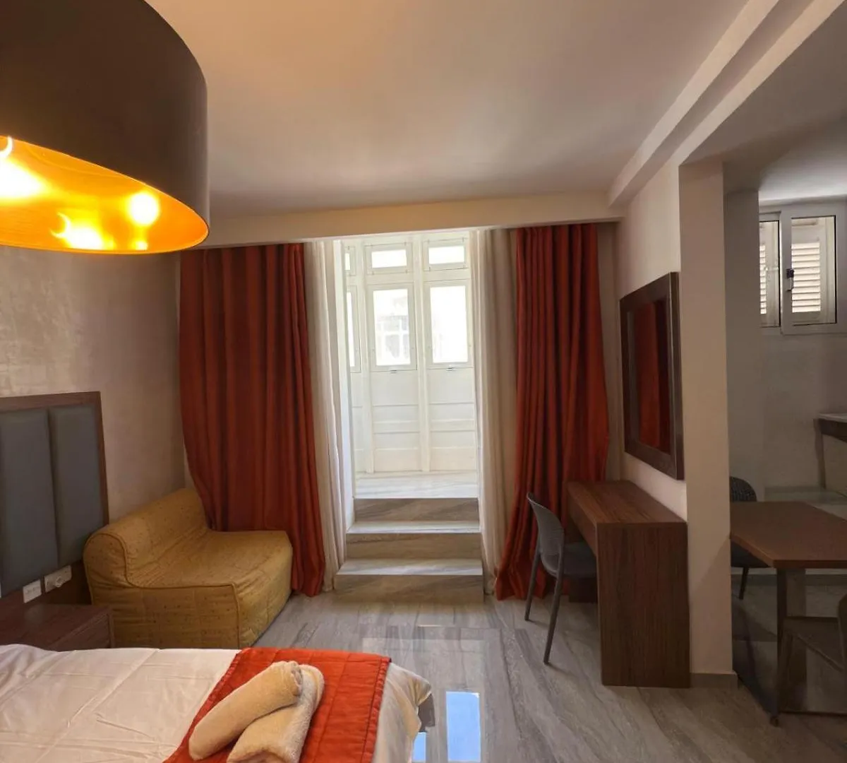 Guest house The Urban Suites Gzira
