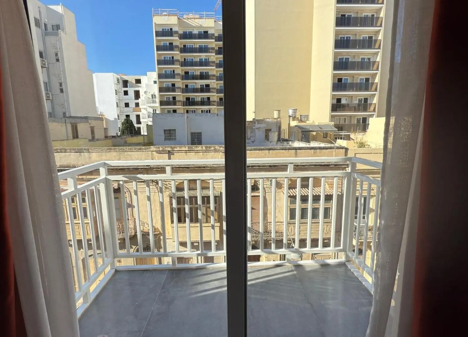 The Urban Suites Gzira Guest house